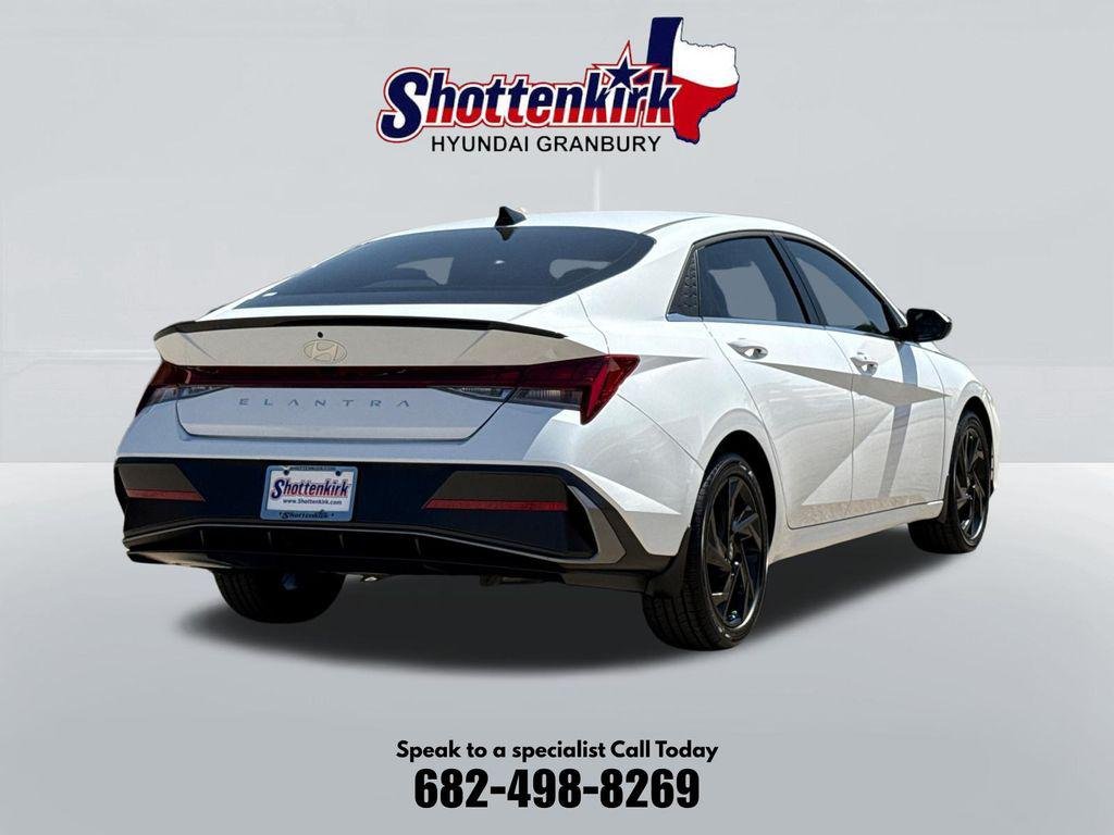 New 2026 White Hyundai SEL Sport Premium image 6