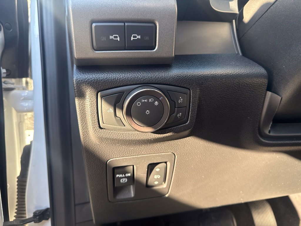 Used 2019 Oxford White Ford Raptor image 24