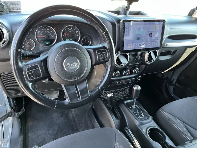 Used 2014 Gray Jeep Sahara image 13