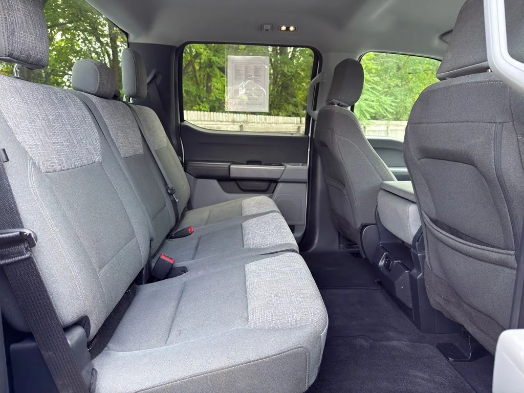 Used 2023 White Ford XLT image 24
