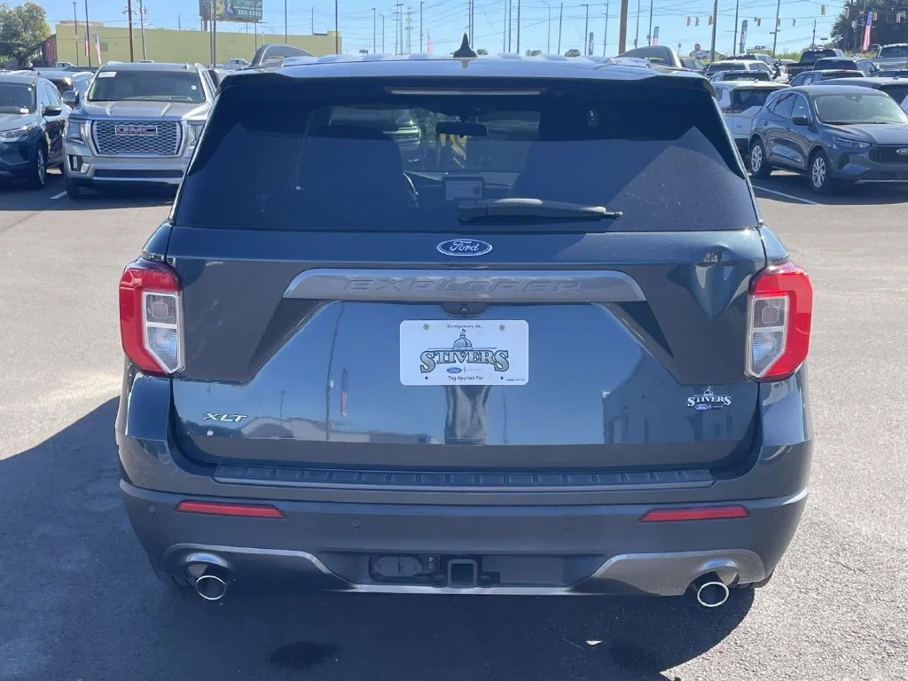 Used 2022 Blue Ford XLT image 4