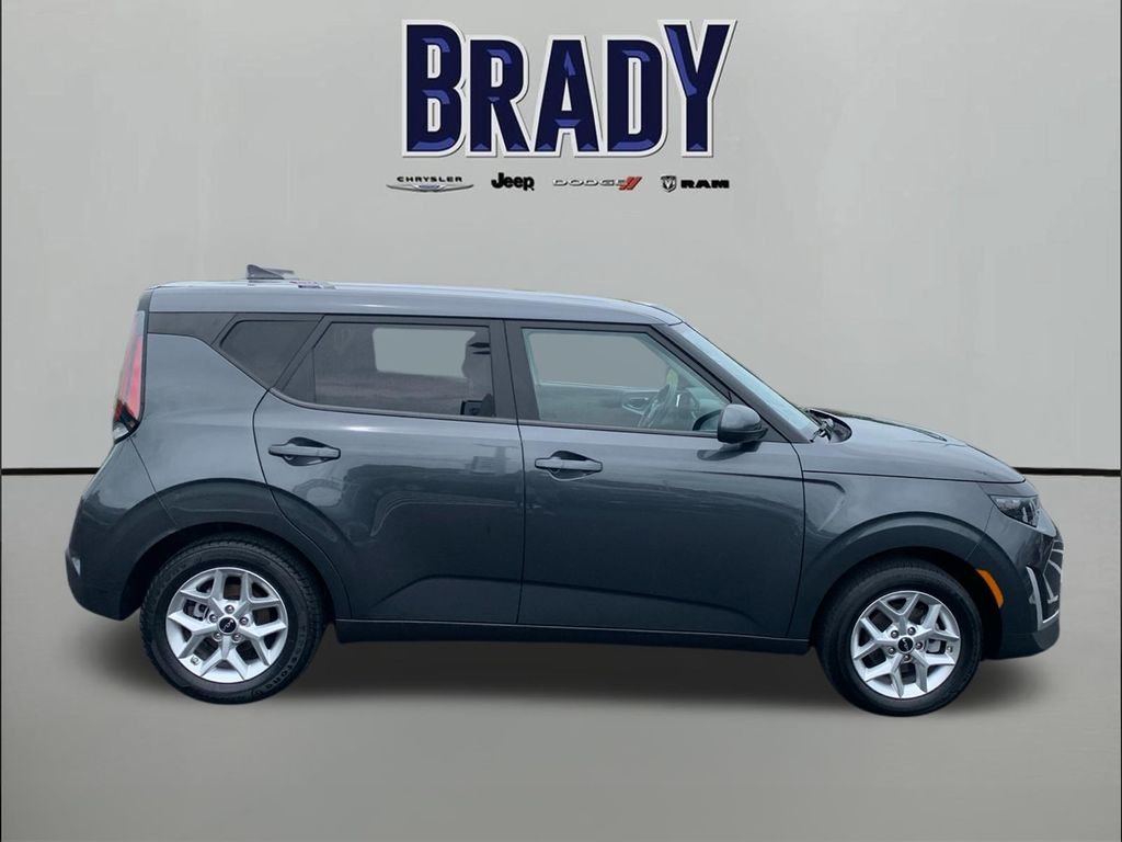 Used 2024 Gray Kia LX image 8