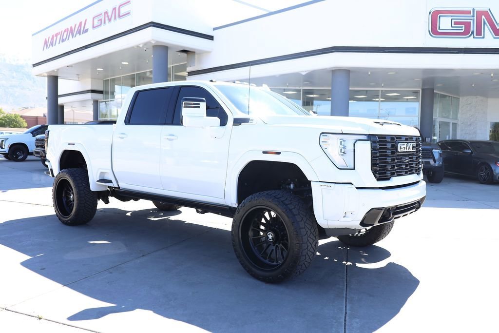 Used 2024 Summit White GMC Denali Ultimate image 8