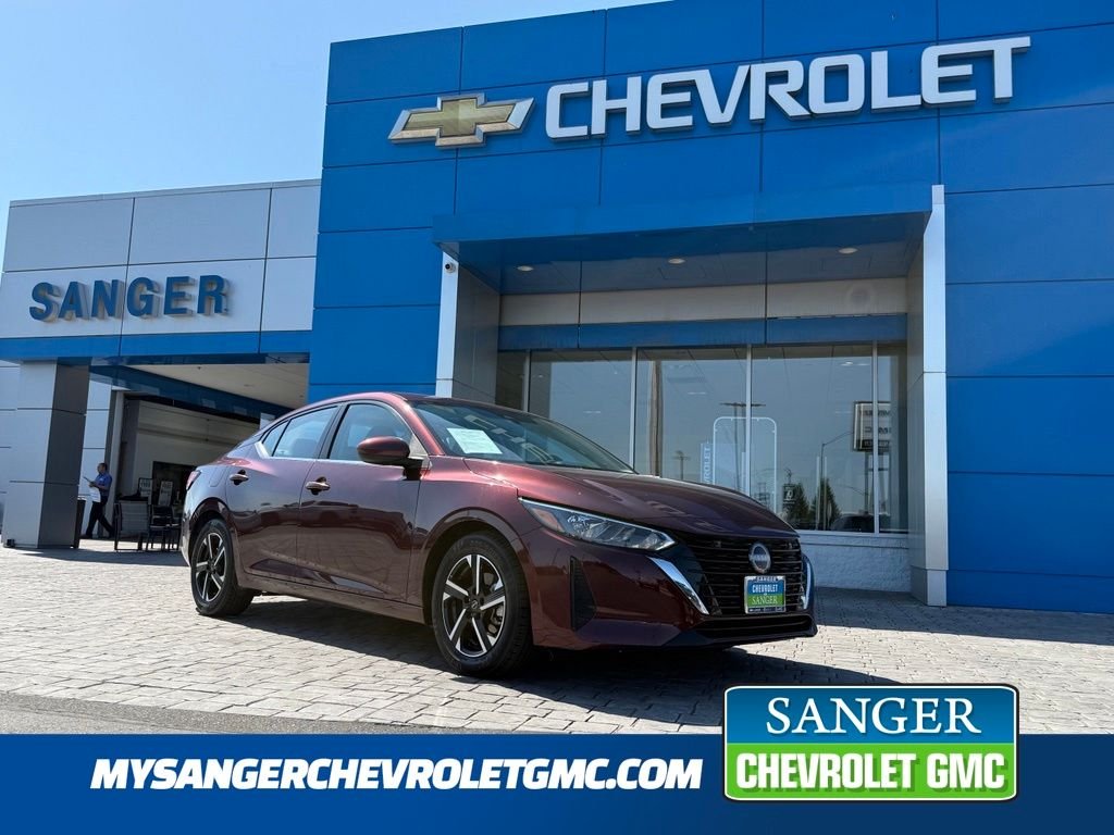 Used 2024  Nissan SV image 1
