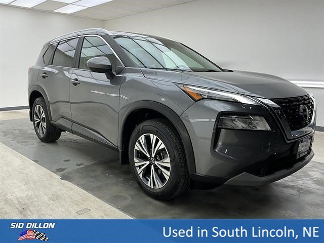 Used 2023 Gun Metallic Nissan SV image 3