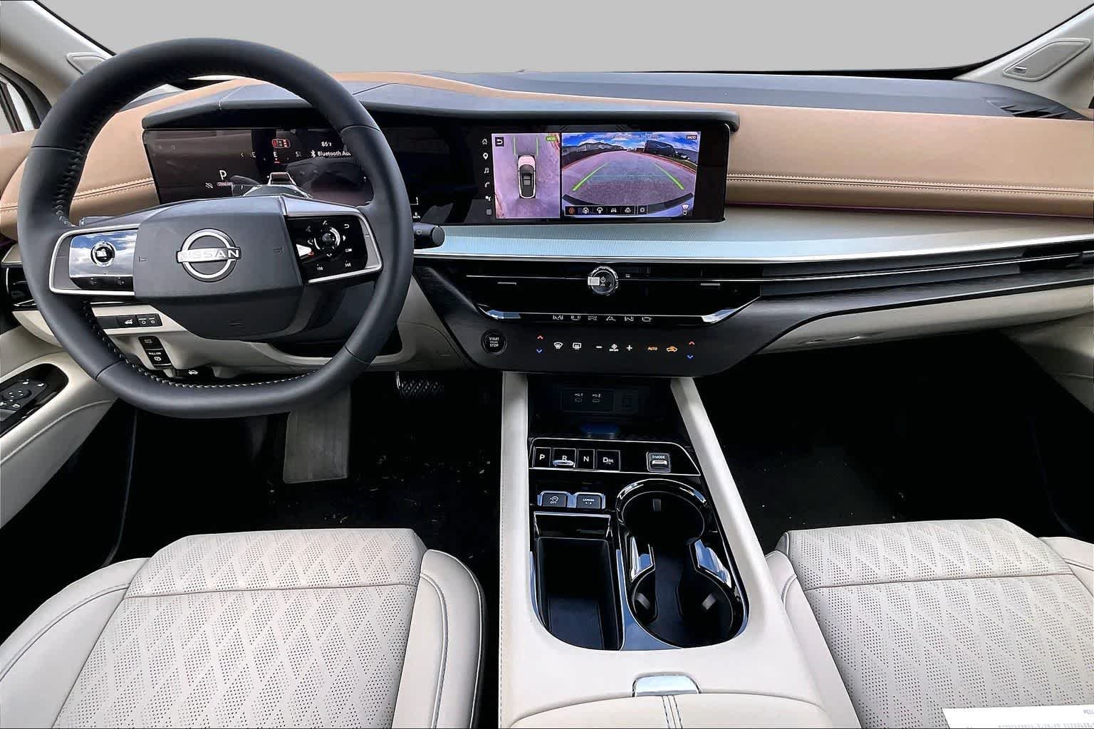 New 2026 Everest White Pearl TriCoat / Super Black Two-tone Nissan Platinum image 5