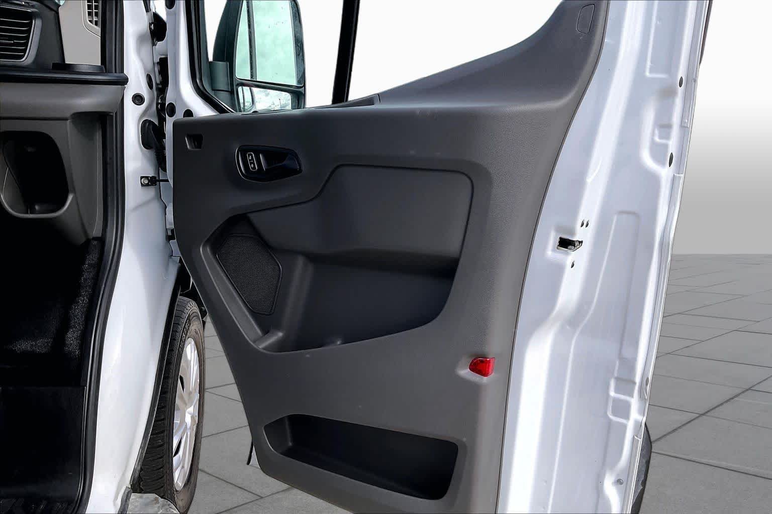 Used 2025 Oxford White Ford  image 18
