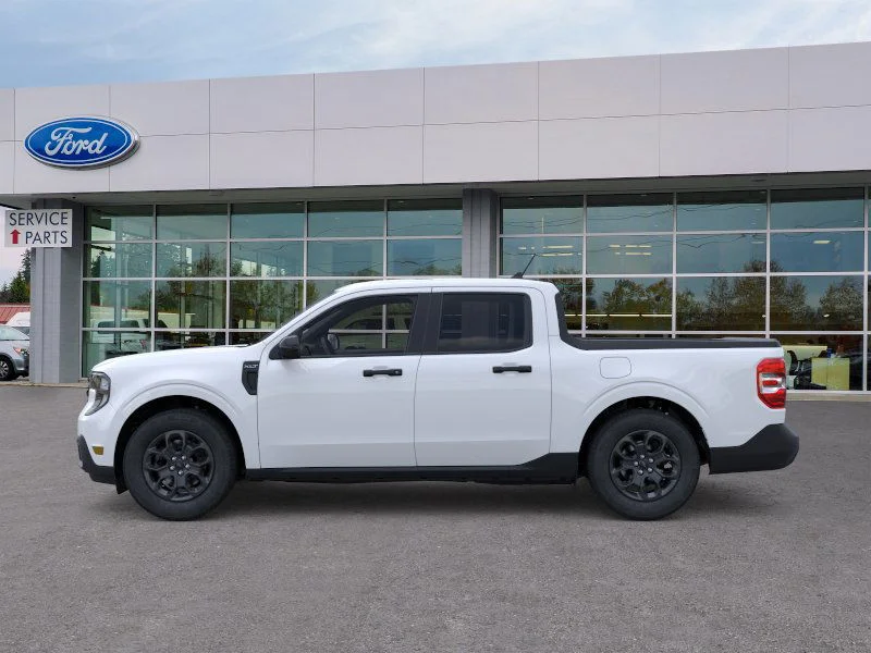 New 2025 Oxford White Ford XLT image 35