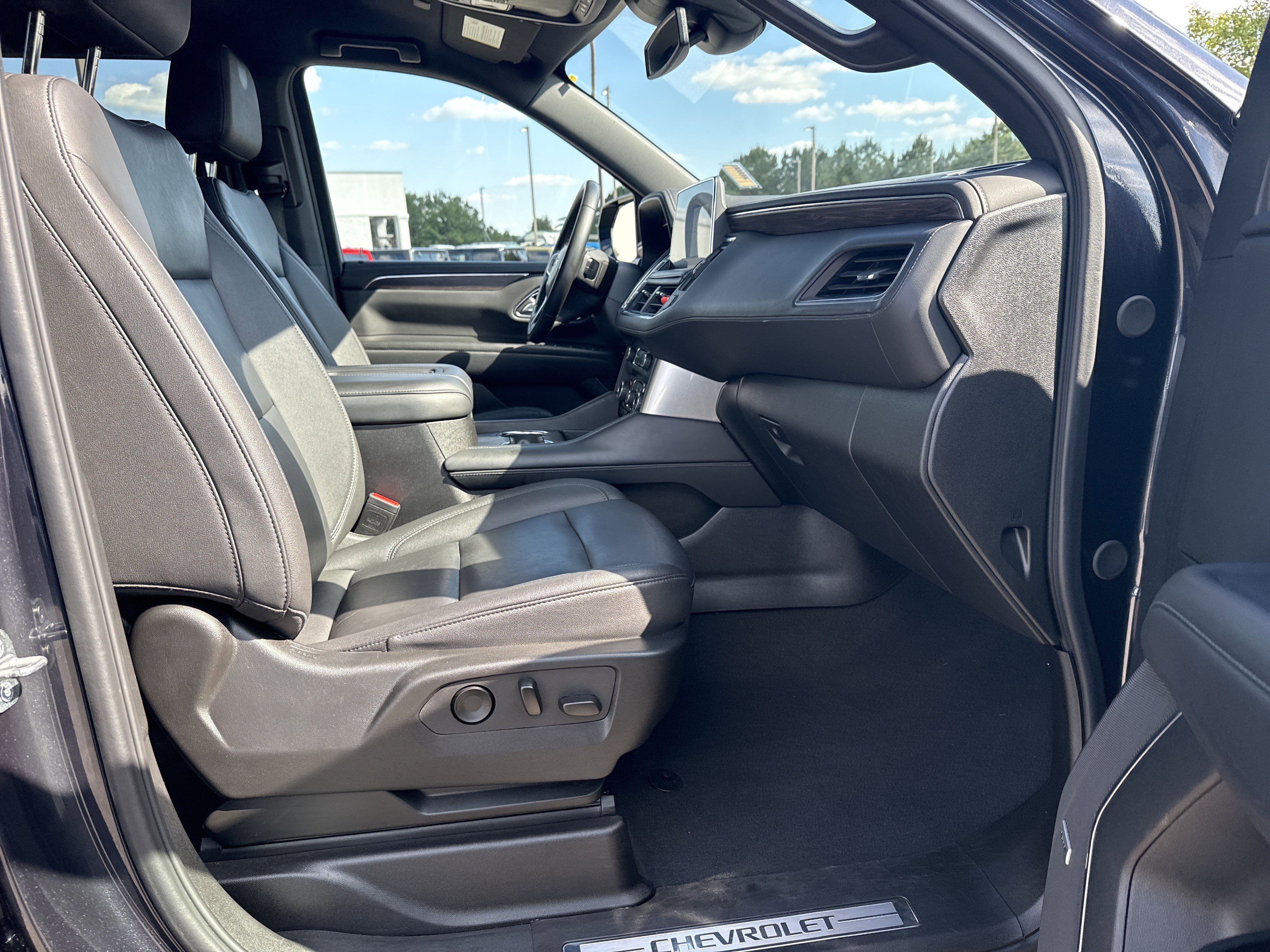 Used 2024 Dark Ash Metallic Chevrolet LT image 14