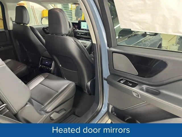 New 2026 Whisper Blue Metallic Clearcoat Lincoln Premiere® image 28