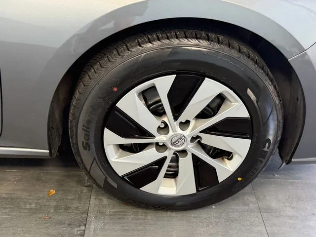 Used 2024 Gray Nissan 2.5 S image 18