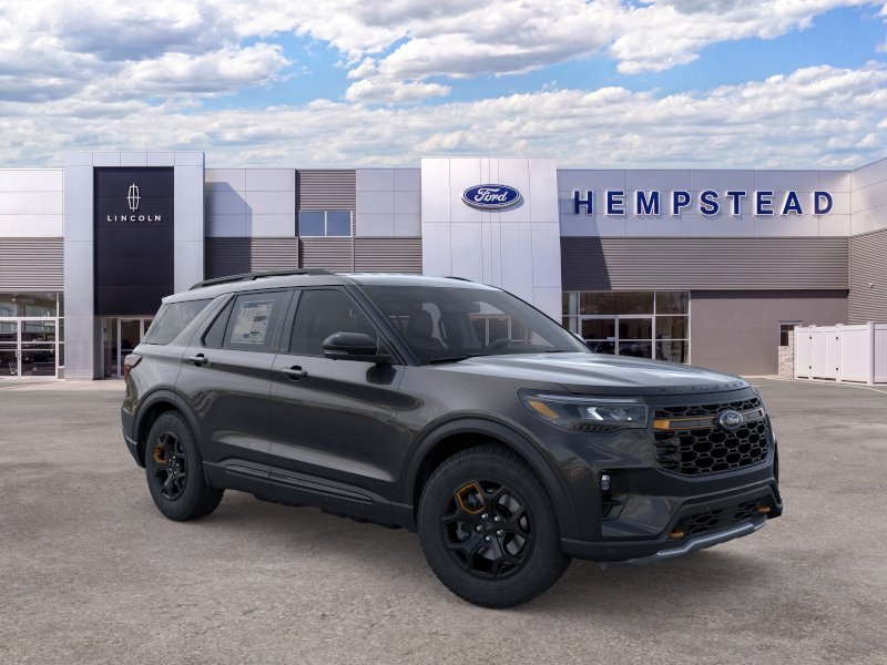 New 2026 Agate Black Metallic Ford Tremor® image 7