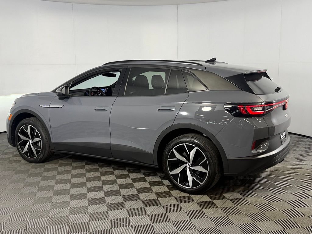 Used 2023 Gray Volkswagen Pro S image 10
