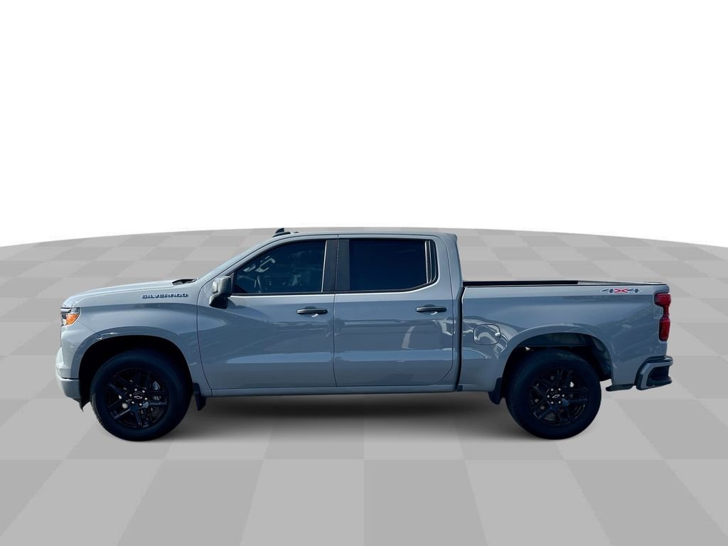 Used 2024 Gray Chevrolet Custom image 19