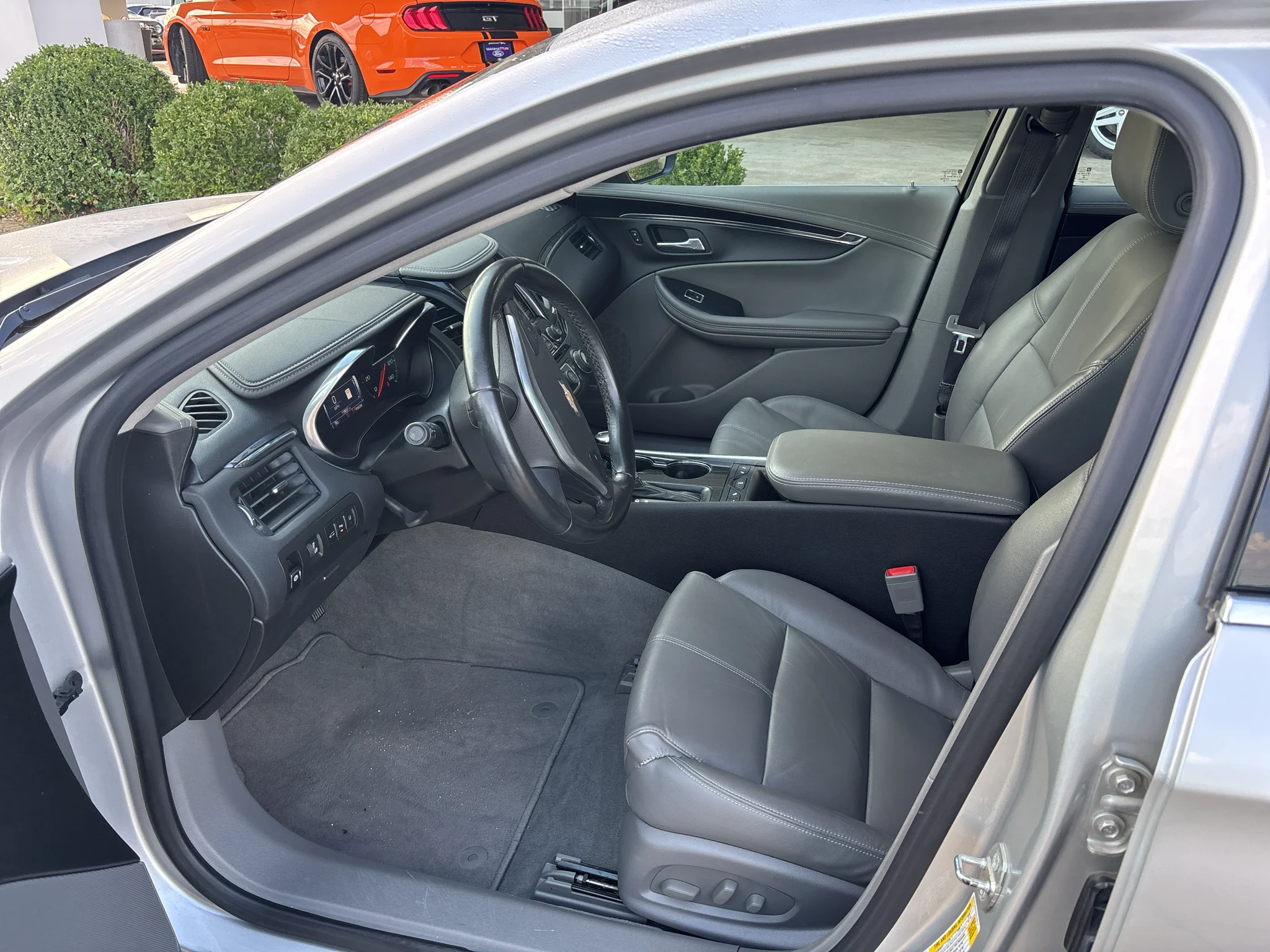 Used 2017 Silver Ice Metallic Chevrolet LT image 3