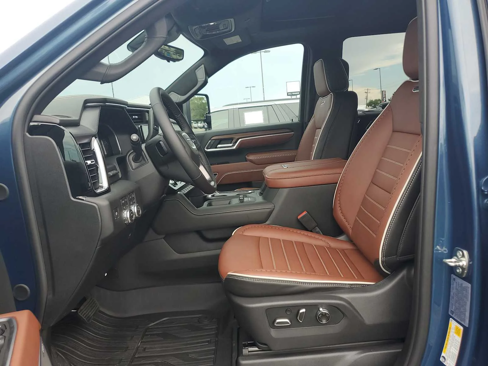 2026 GMC Sierra 2500HD Denali Ultimate - Photo 13
