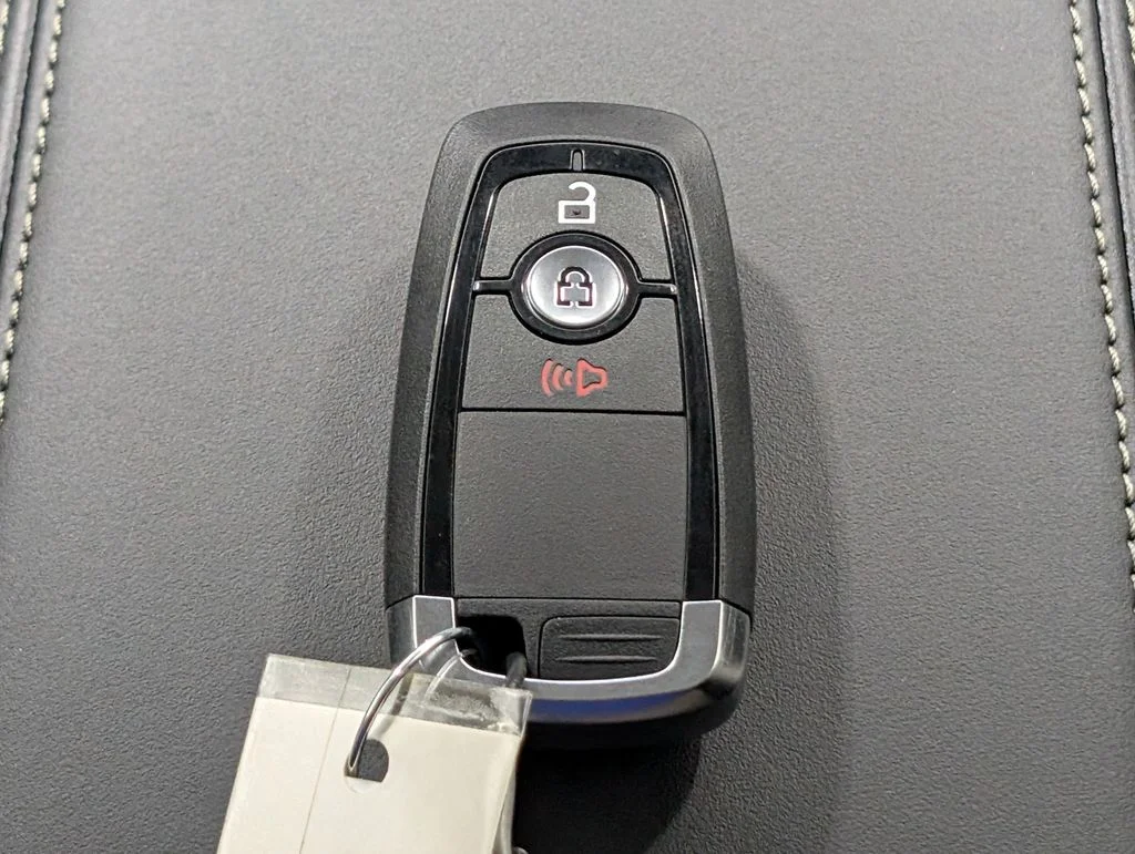 New 2026 Carbonized Gray Metallic Ford Big Bend® image 22