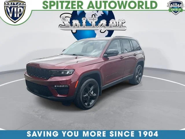 Used 2023 Red Jeep Limited image 4