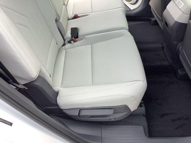 New 2026 White Hyundai SEL image 23
