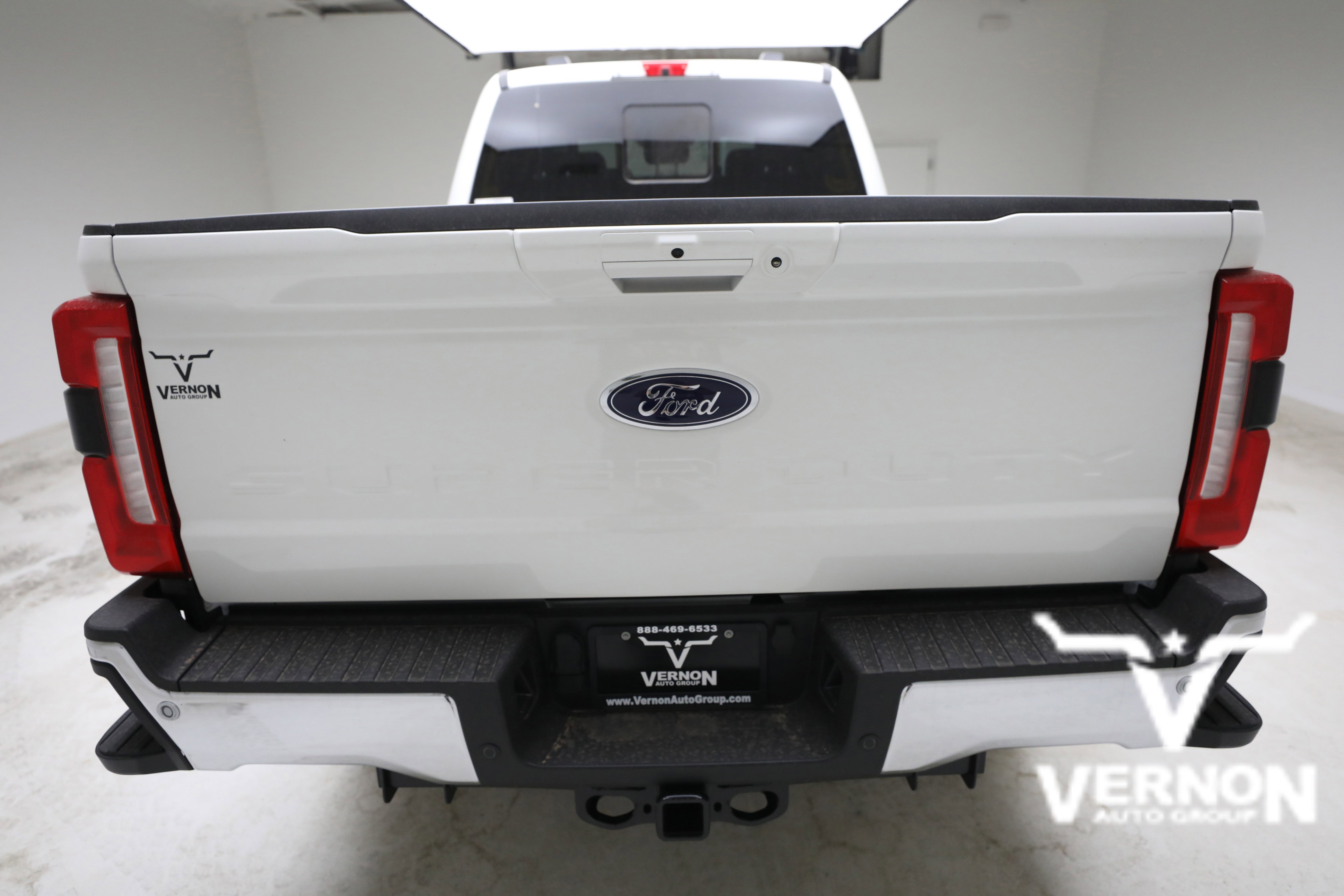 New 2026 Star White Metallic Tri-Coat Ford  image 4