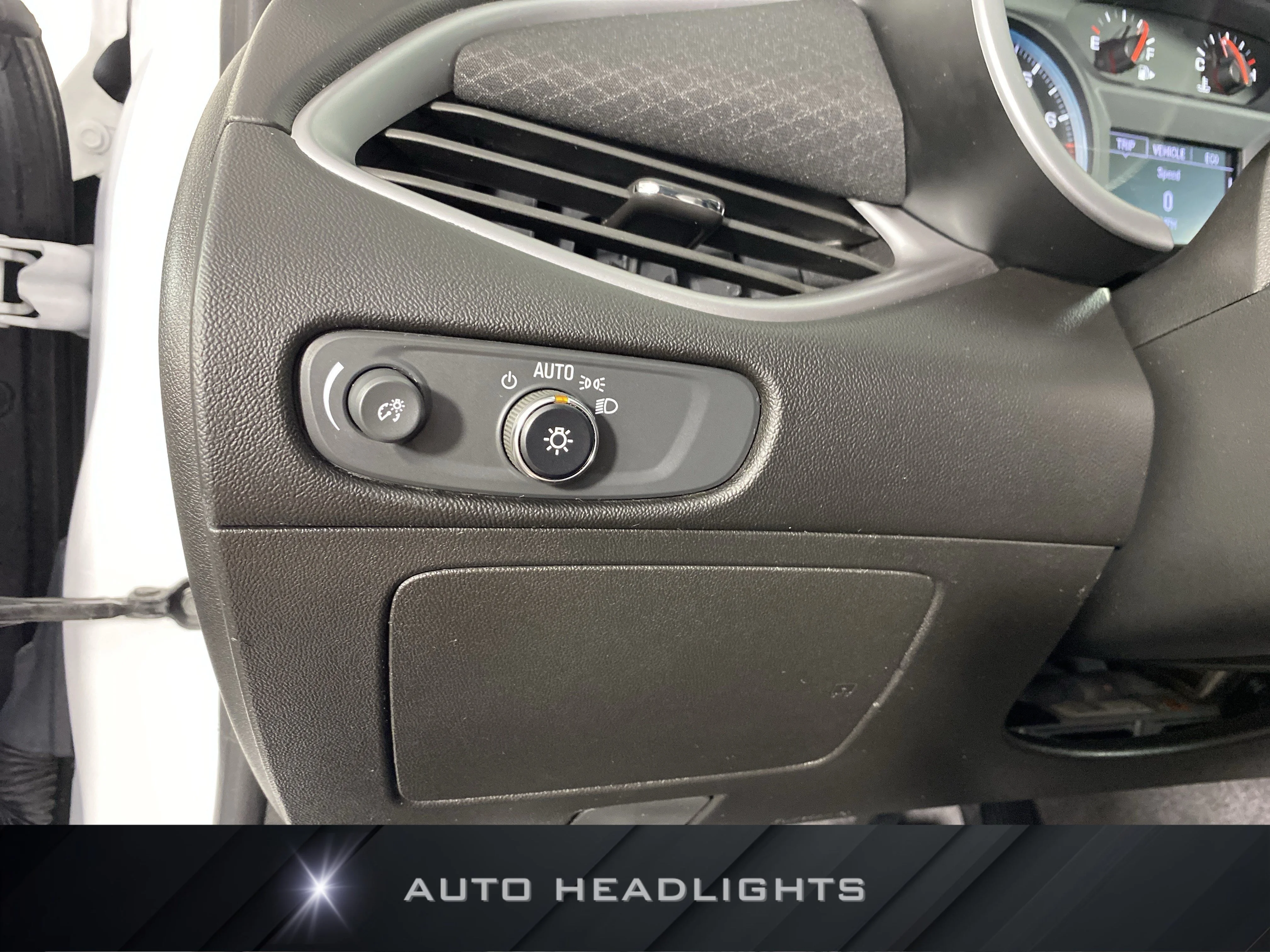 Used 2023 Summit White Chevrolet LT image 23
