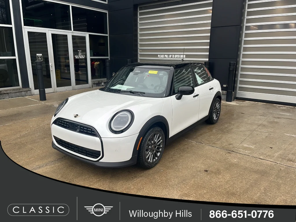 2026 MINI Hardtop's photo