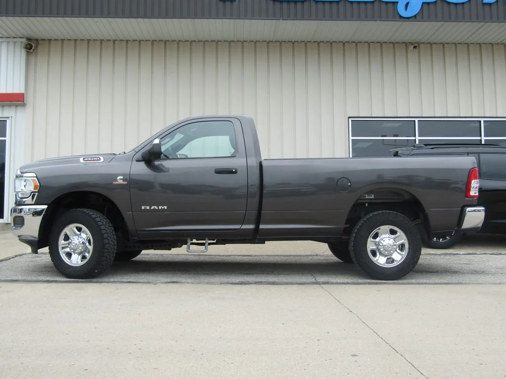 Used 2021 Gray Ram Tradesman image 11