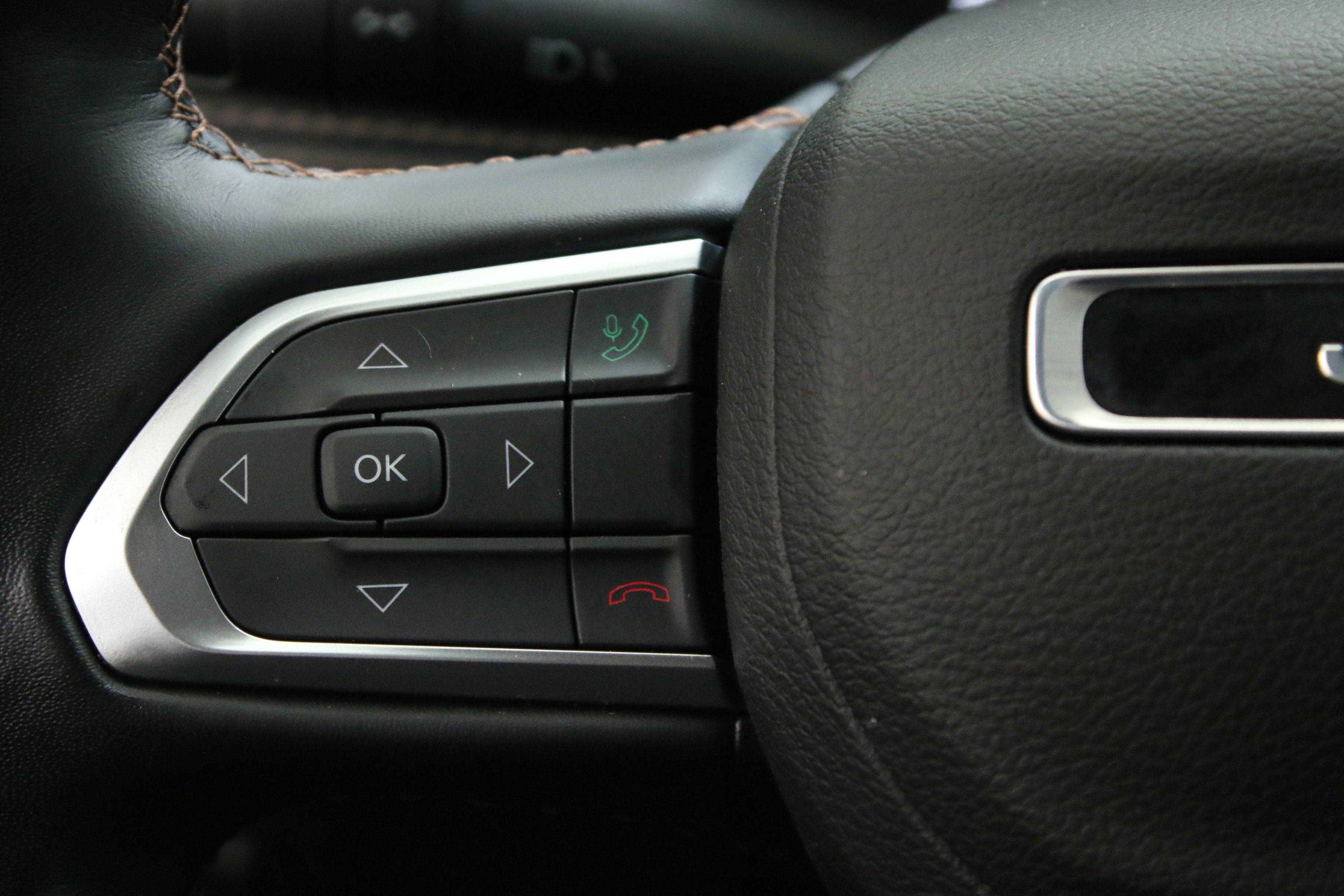 2022 Jeep Compass (RED) Edition - Photo 13