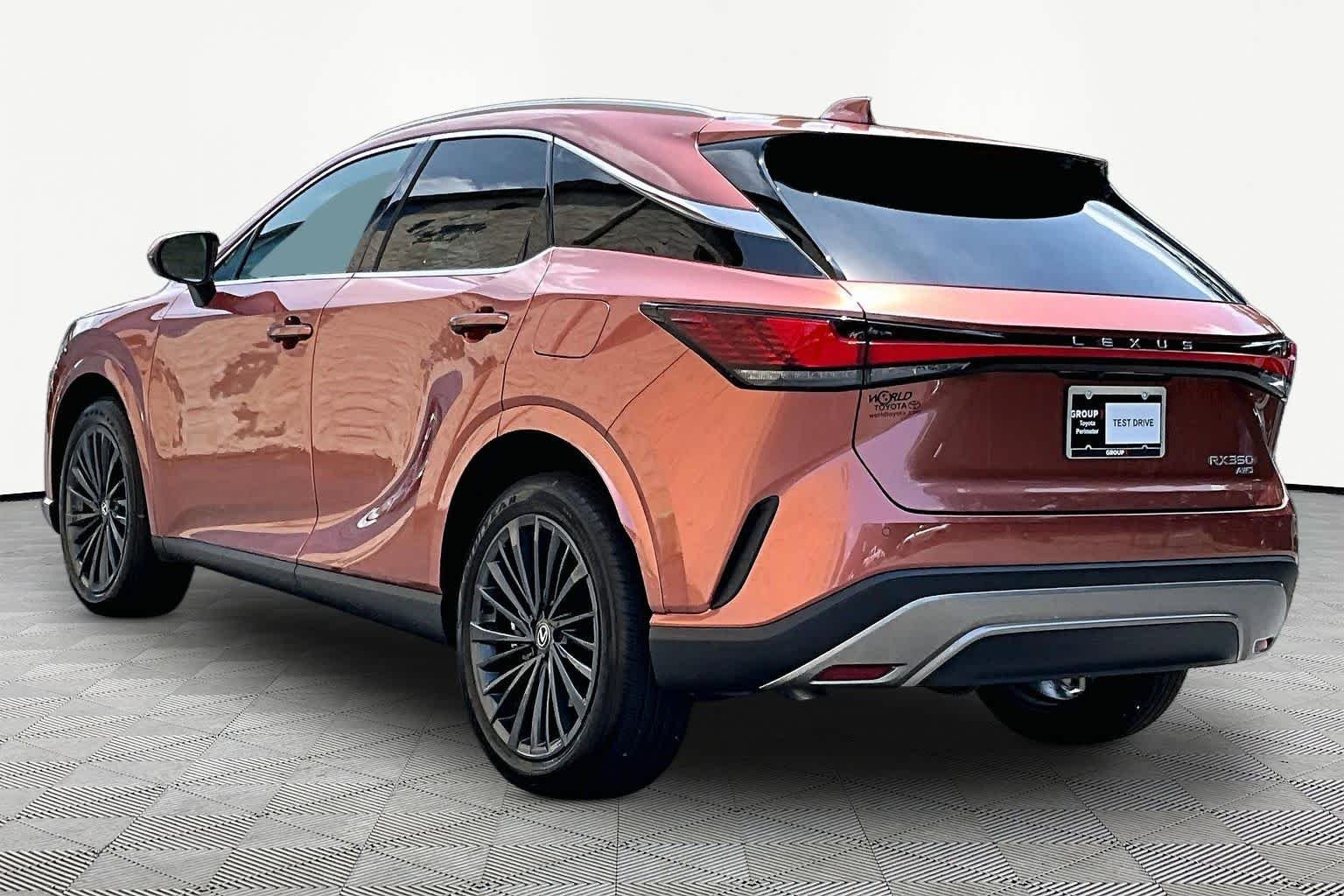 Used 2025 Copper Crest Lexus Premium image 12