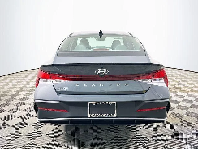 New 2026 Hyundai ELANTRA SEL Sport