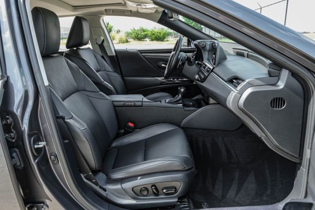 Used 2023 Gray Lexus 350 image 38