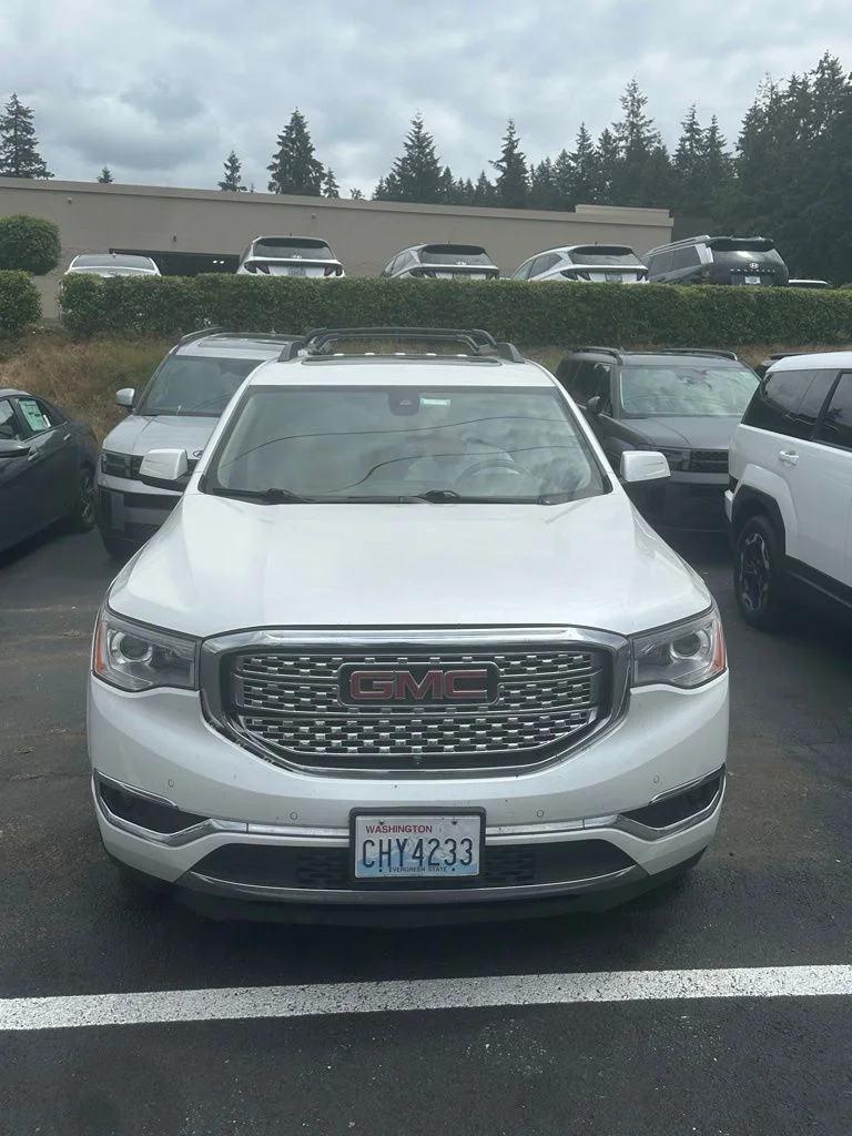 2017 GMC Acadia Denali AWD's photo