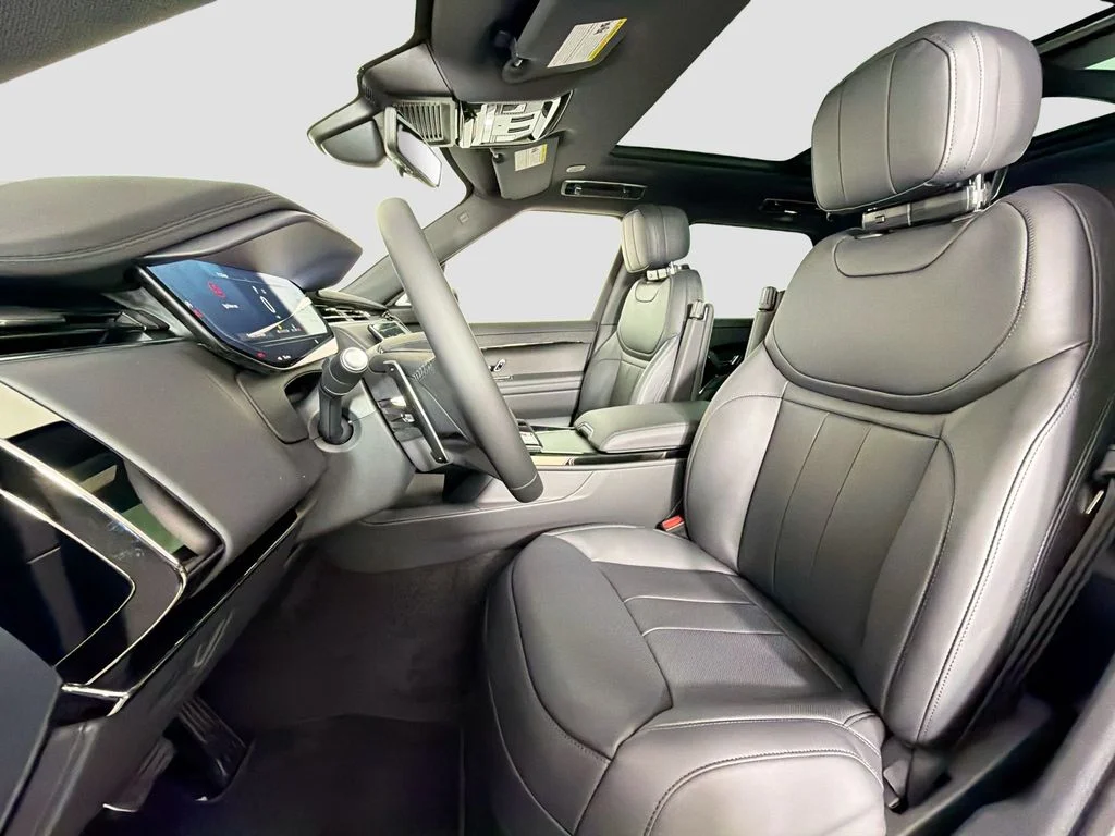 New 2026 Santorini Black Land Rover Dynamic SE image 22