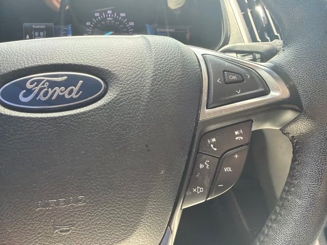 Used 2022 White Ford SEL image 17