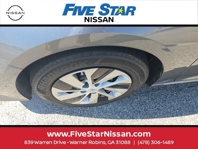 Used 2022 Gray Nissan 2.5 S image 2