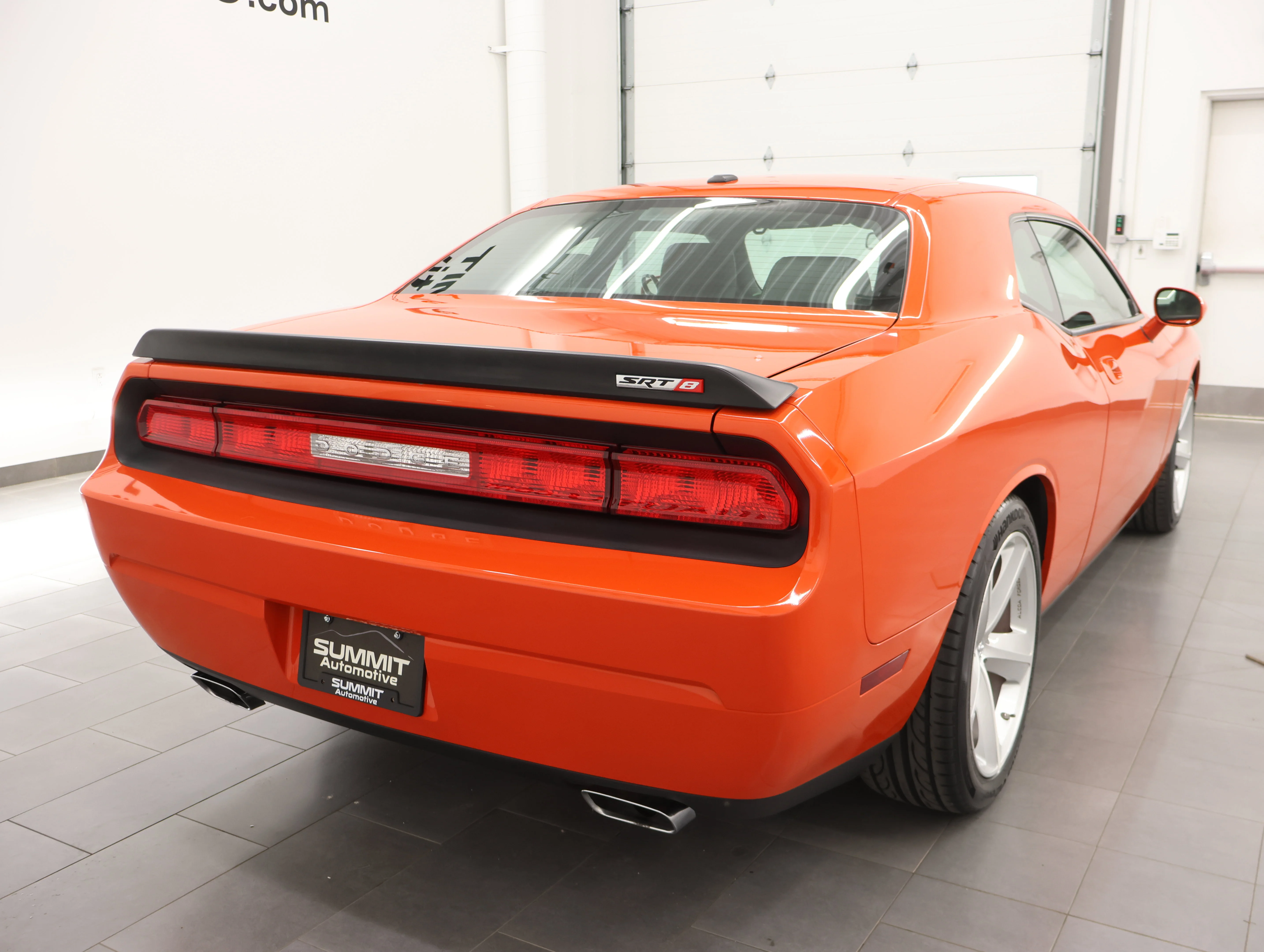 Used 2009 Hemi Orange Pearl Dodge SRT8 image 5