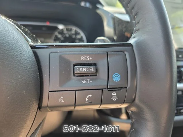 Used 2023 Silver Nissan SL image 24