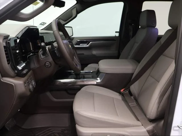 2026 Chevrolet Silverado 1500 LTZ - Photo 32