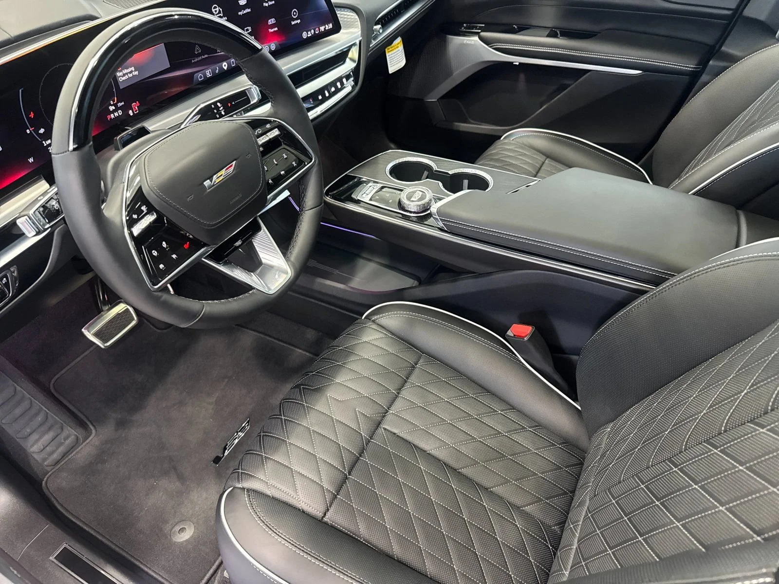2026 Cadillac LYRIQ V Premium - Photo 9