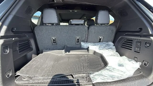 New 2026 Sterling Metallic GMC Denali Ultimate image 27