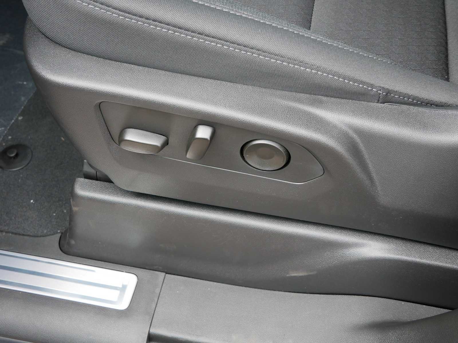 2026 GMC Sierra 1500 Elevation - Photo 17