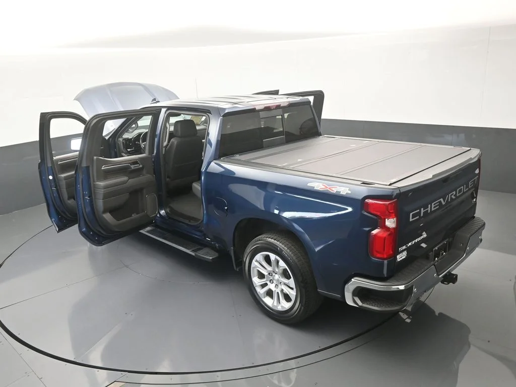 Used 2022 Northsky Blue Metallic Chevrolet LTZ image 72