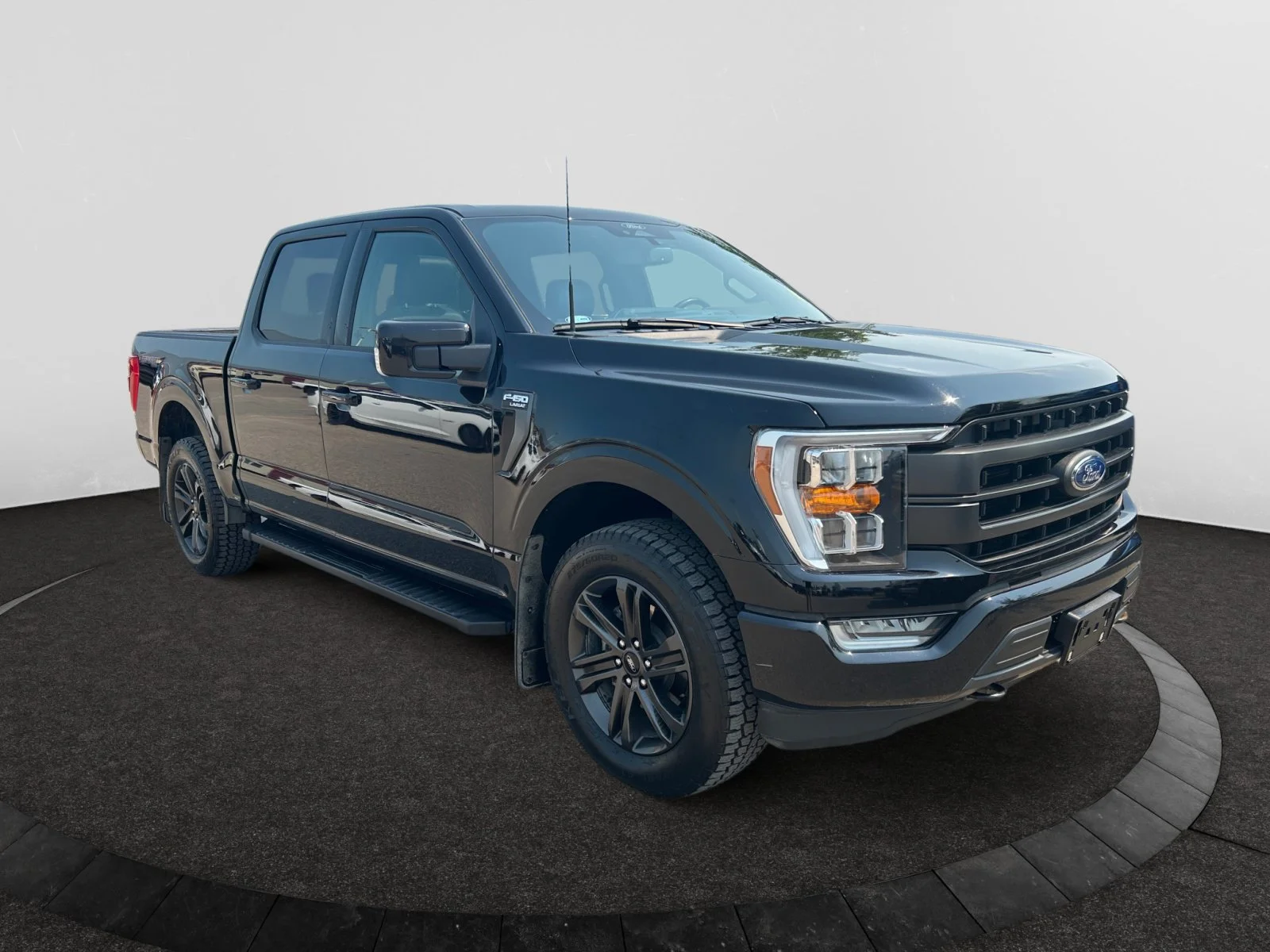 Used 2022 BLACK METAL Ford LARIAT SuperCrew image 7