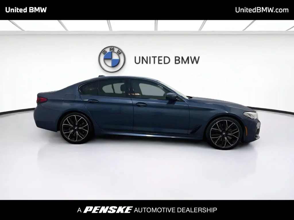 Used 2023 Arctic Race Blue metallic BMW 540i image 4