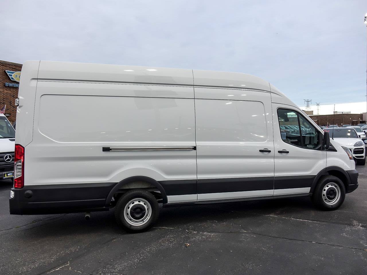 Used 2026 Oxford White Ford Base image 11
