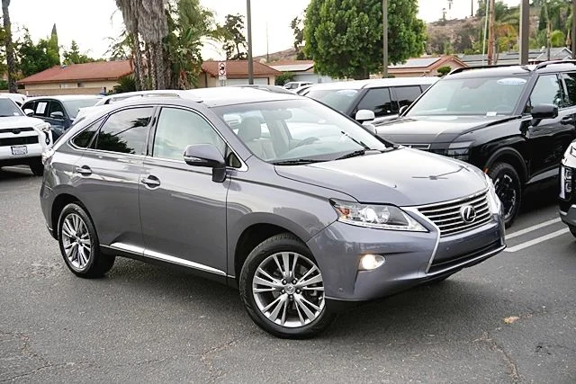 Used 2014 Gray Lexus 350 image 2