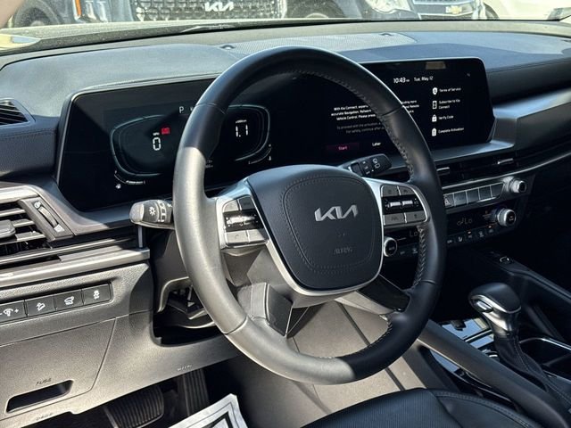 Certified Used 2025 Green Kia S image 17