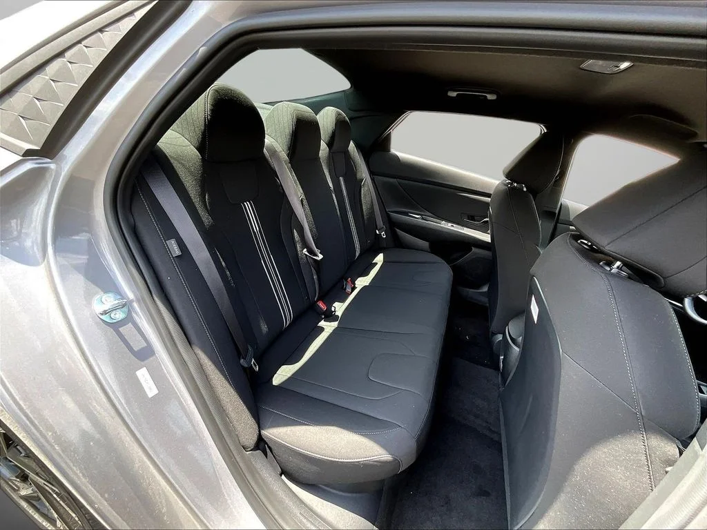 New 2026 Silver Hyundai SEL Sport image 9
