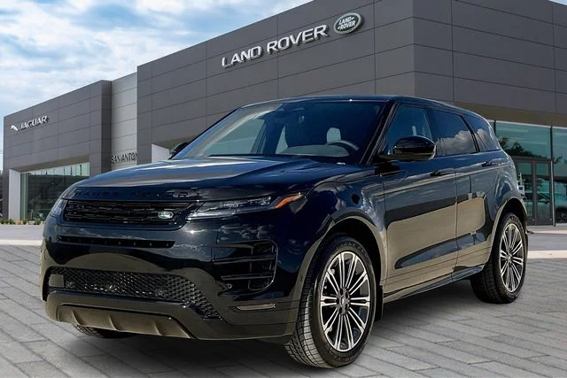 2026 Land Rover Range Rover Evoque Dynamic SE's photo