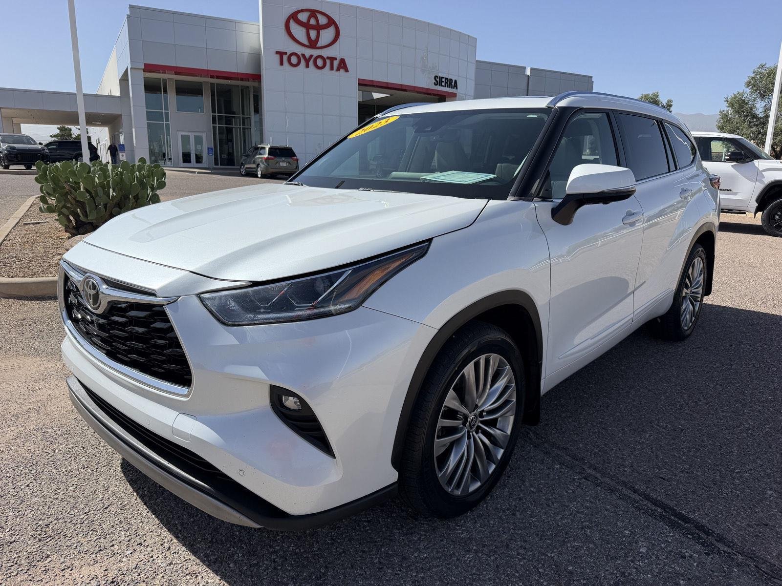 2023 Toyota Highlander Platinum